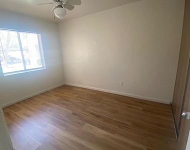 32 W Loma Vista Drive - Photo Thumbnail 13