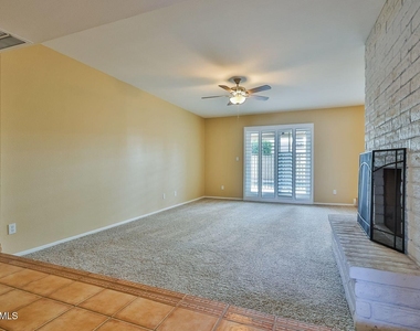 1209 W Palo Verde Drive - Photo Thumbnail 1