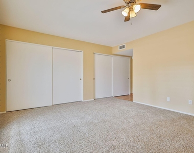1209 W Palo Verde Drive - Photo Thumbnail 8