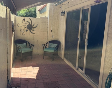 3207 W Loma Lane - Photo Thumbnail 23
