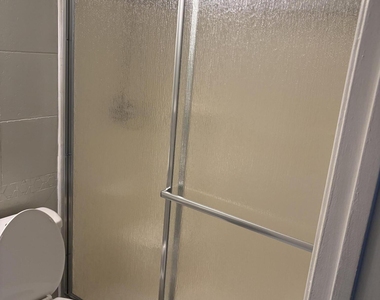 3207 W Loma Lane - Photo Thumbnail 6