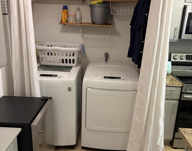 3207 W Loma Lane - Photo Thumbnail 19