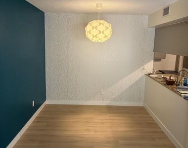3207 W Loma Lane - Photo Thumbnail 20