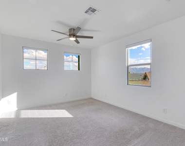 5636 W Stargazer Place - Photo Thumbnail 18