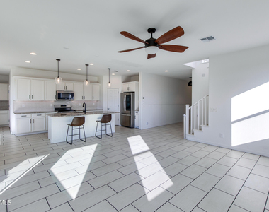 5636 W Stargazer Place - Photo Thumbnail 4