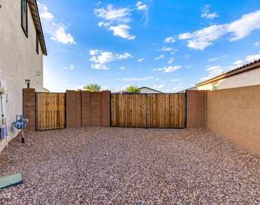 5636 W Stargazer Place - Photo Thumbnail 37