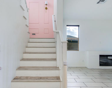5636 W Stargazer Place - Photo Thumbnail 8