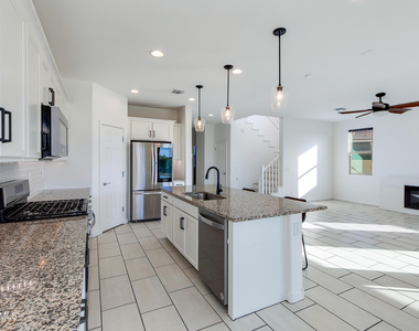 5636 W Stargazer Place - Photo Thumbnail 38