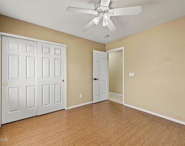 2742 S Camellia Court - Photo Thumbnail 20