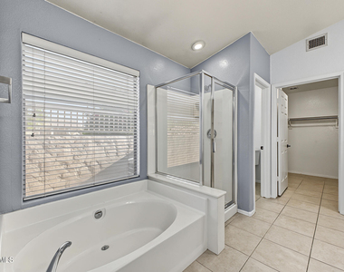 2742 S Camellia Court - Photo Thumbnail 15