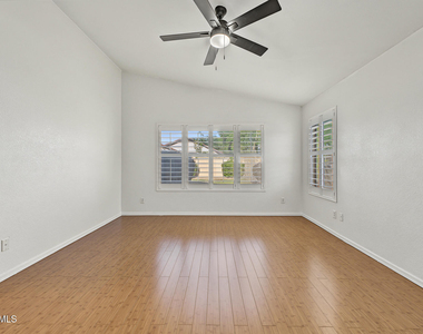 2742 S Camellia Court - Photo Thumbnail 28