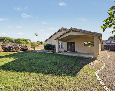 2742 S Camellia Court - Photo Thumbnail 3