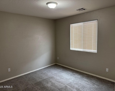 1572 S 220th Lane - Photo Thumbnail 13