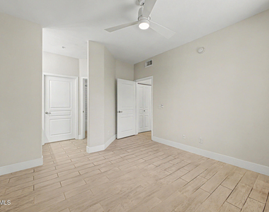 1941 S Pierpont Drive - Photo Thumbnail 24