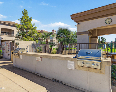 1941 S Pierpont Drive - Photo Thumbnail 30