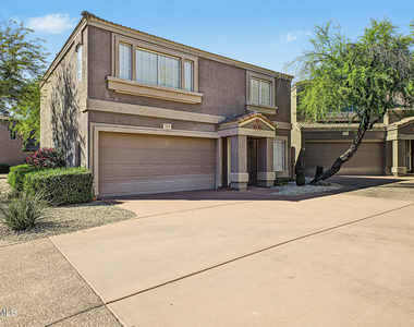 17606 N 17th Place - Photo Thumbnail 3