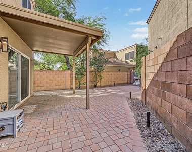 17606 N 17th Place - Photo Thumbnail 33