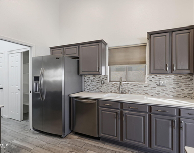 14860 N 88th Lane - Photo Thumbnail 13