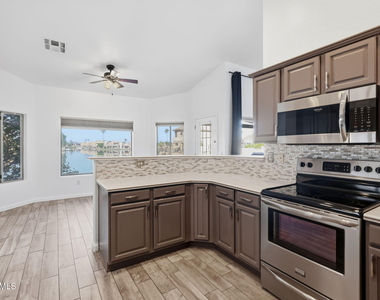 14860 N 88th Lane - Photo Thumbnail 12