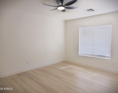 5107 W Shumway Farm Road - Photo Thumbnail 19