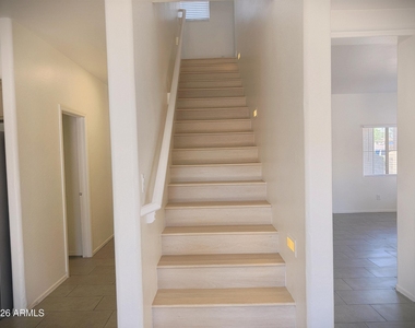 5107 W Shumway Farm Road - Photo Thumbnail 21