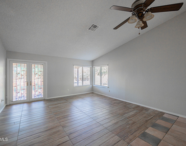 170 S Maple Street - Photo Thumbnail 4