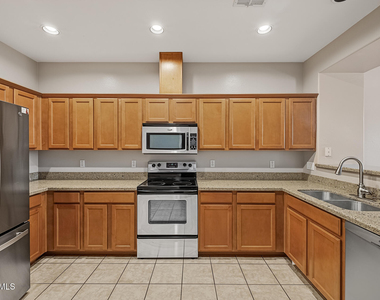 1225 N 36th Street - Photo Thumbnail 14