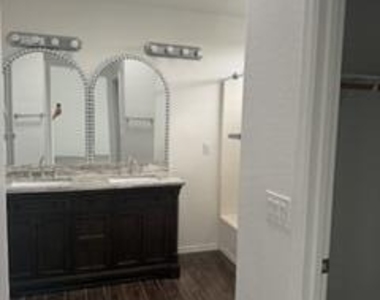 4909 W Behrend Drive - Photo Thumbnail 22