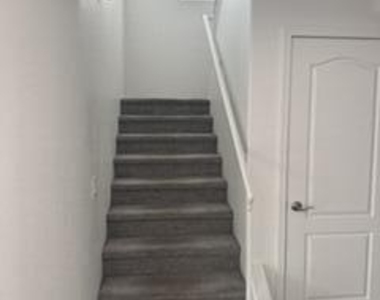 4909 W Behrend Drive - Photo Thumbnail 14