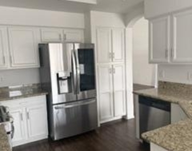 4909 W Behrend Drive - Photo Thumbnail 9