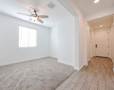 14426 W Cottontail Lane - Photo Thumbnail 18