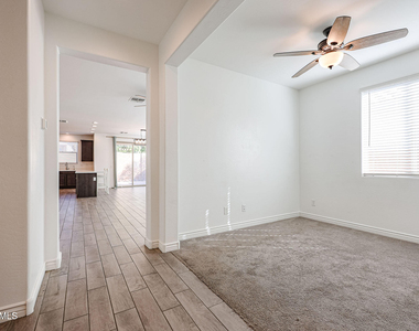 14426 W Cottontail Lane - Photo Thumbnail 19
