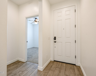 14426 W Cottontail Lane - Photo Thumbnail 26