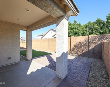 14426 W Cottontail Lane - Photo Thumbnail 32