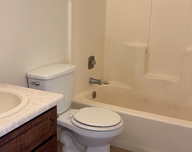4813 E Caballero Circle - Photo Thumbnail 10