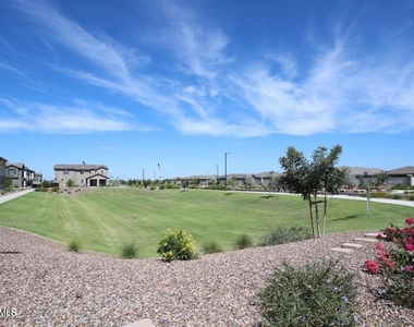 903 W Macaw Drive - Photo Thumbnail 42