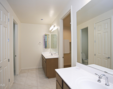 903 W Macaw Drive - Photo Thumbnail 30