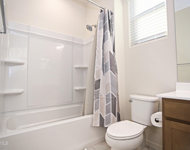 903 W Macaw Drive - Photo Thumbnail 8