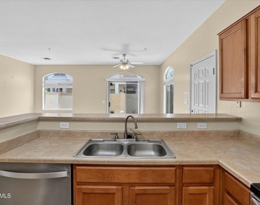2150 E Bell Road - Photo Thumbnail 14