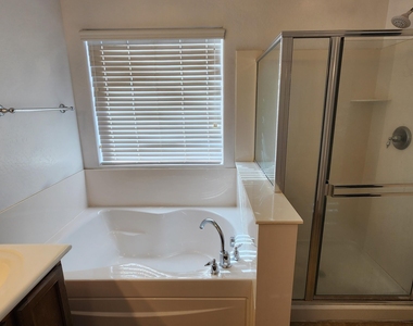 4750 S Antonio Circle - Photo Thumbnail 5
