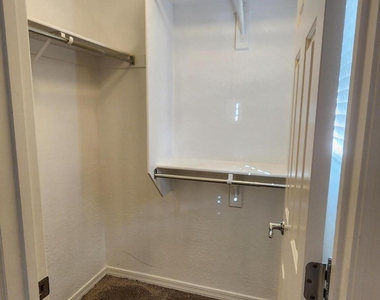 4750 S Antonio Circle - Photo Thumbnail 13