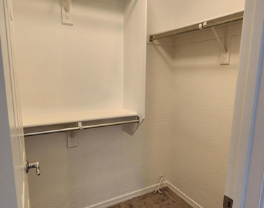 4750 S Antonio Circle - Photo Thumbnail 15