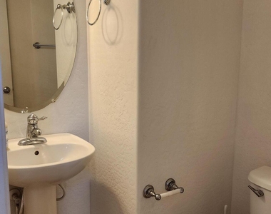 4750 S Antonio Circle - Photo Thumbnail 18