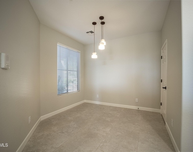 40810 N Noble Hawk Way - Photo Thumbnail 22