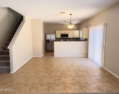 9424 W Eaton Road - Photo Thumbnail 6