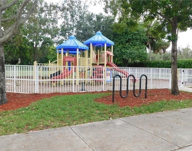 13111 Sw 42nd Street - Photo Thumbnail 23