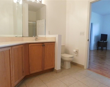 13111 Sw 42nd Street - Photo Thumbnail 15