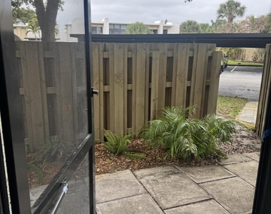1550 Ne 13th Terrace - Photo Thumbnail 27