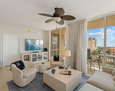 550 Okeechobee Boulevard - Photo Thumbnail 5