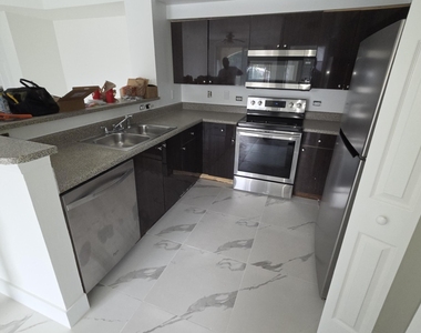 2151 W Preserve Way - Photo Thumbnail 11
